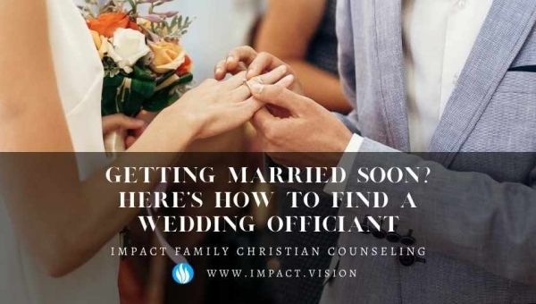 Getting Married Soon? Here’s How To Find A Wedding Officiant
